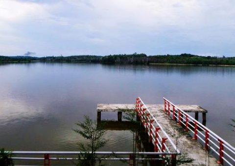 danau-buatan-lembah-sari