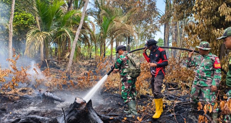 Anggota TNI Kodam XIX Tuanku Tambusai