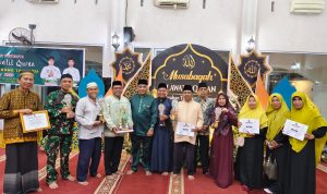Foto Babinsa TT Foto bersama