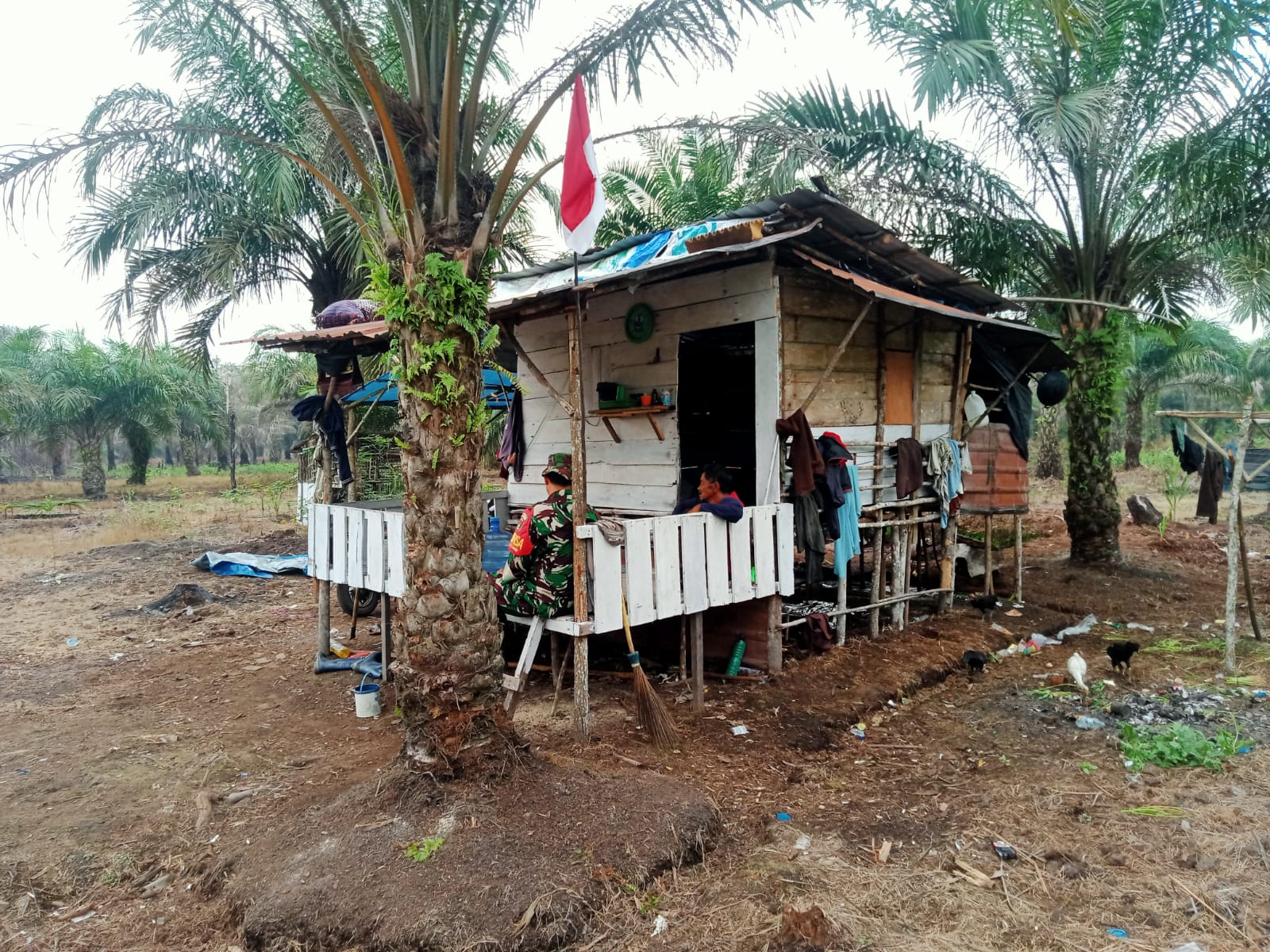 Giat Karhutla Koramil 07 Tenayan Raya