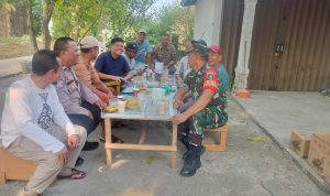 Foto kegiatan Babinsa TT Giat Komsos Babinsa 07 Tenayan Raya